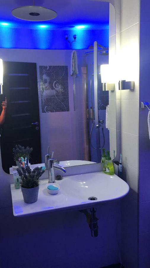 Ozana Apartament Lägenhet Constanţa Exteriör bild