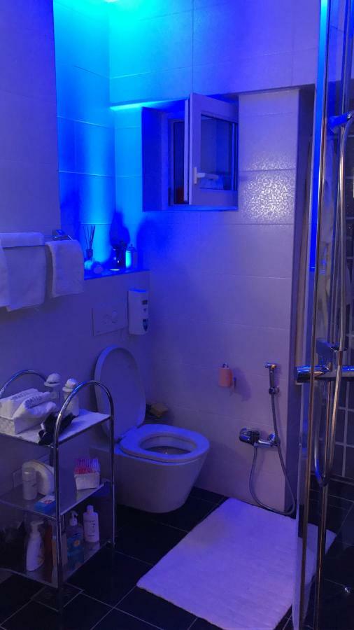 Ozana Apartament Lägenhet Constanţa Exteriör bild