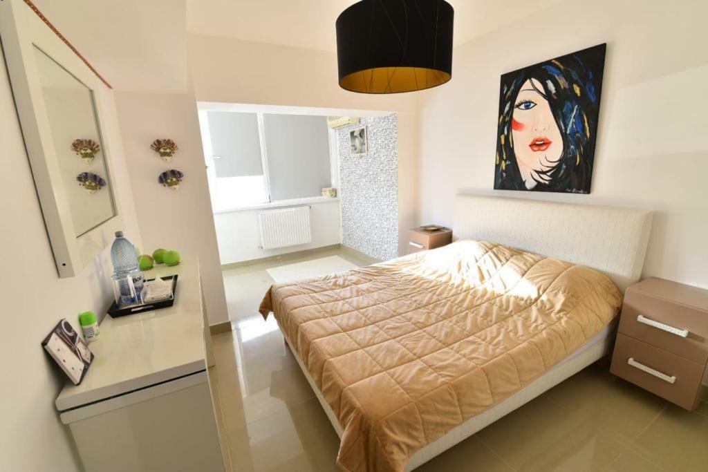 Ozana Apartament Lägenhet Constanţa Exteriör bild