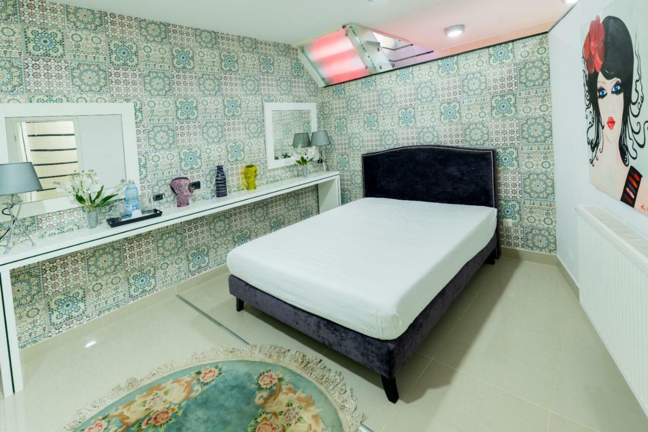 Ozana Apartament Lägenhet Constanţa Exteriör bild